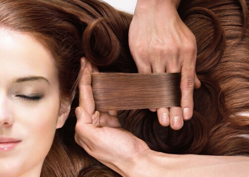 吃什么對頭發好？吃核桃三文魚可護發