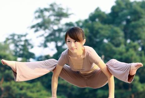 練習瑜伽能幫助更年期女性改善失眠困擾