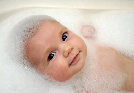 選擇嬰兒沐浴露的注意事項-嬰兒沐浴露怎么選