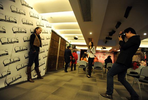 億萬富豪相親團走秀武漢遇冷,169名女孩赴約5人入圍