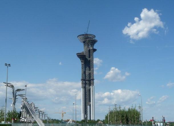 北京新地標瞭望塔遭調侃，網友稱瞭望塔像五根釘子