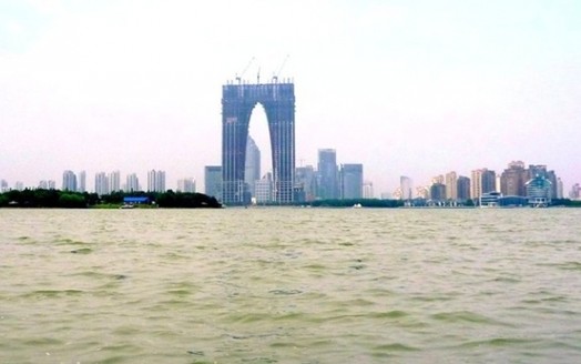 大秋褲穿上大頭鞋:蘇州“秋褲”樓穿上了“方頭鞋”