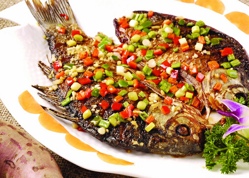 哺乳期可以吃鯽魚嗎？鯽魚的做法