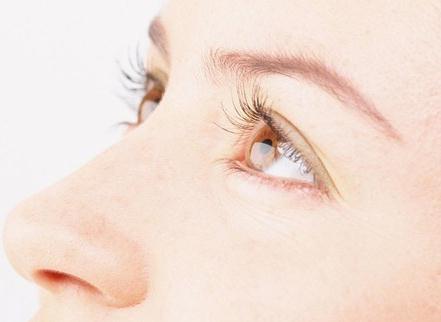 用眼健康：眼睛干澀是怎么回事？眼睛干澀是什么原因