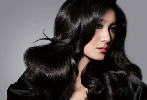 頭屑多頭皮瘙癢怎么辦?