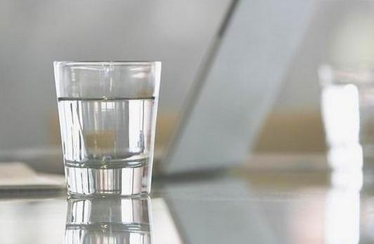 喝水有講究?什么水不能喝?
