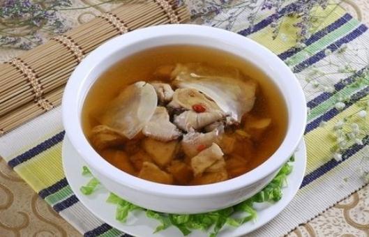 鴿肉營養(yǎng)強(qiáng)大!一鴿勝九雞!