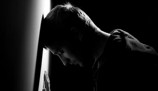 抑郁癥會有什么表現 我們該如何看待