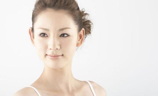 如何改善皮膚質(zhì)量？?jī)?nèi)調(diào)外養(yǎng)是關(guān)鍵