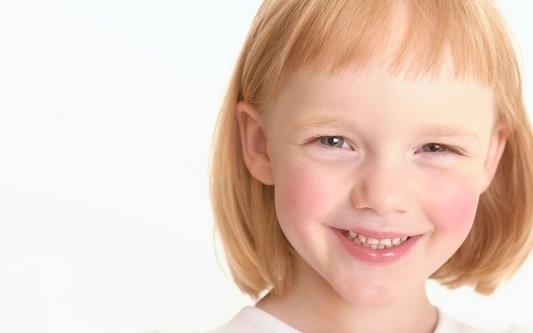 寶寶換牙怎么護(hù)理?換牙期孩子吃什么好?