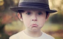 寶寶可以戴耳機嗎？如何保護寶寶聽力？