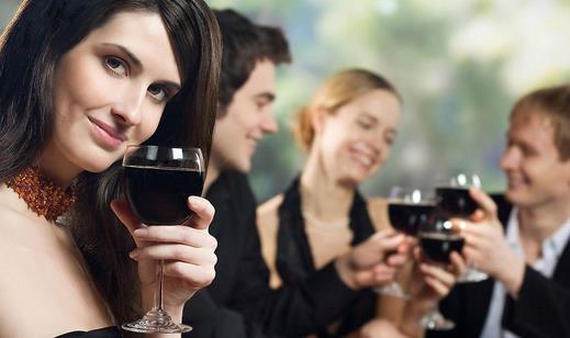 酒精肝有哪些癥狀呢？ 我們該如何預(yù)防？