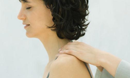 按摩這幾個穴位讓你更美麗哦!