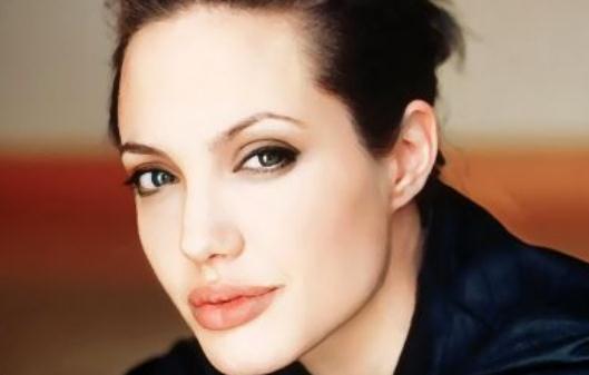 肌膚太干燥怎么辦？保濕補水的方法