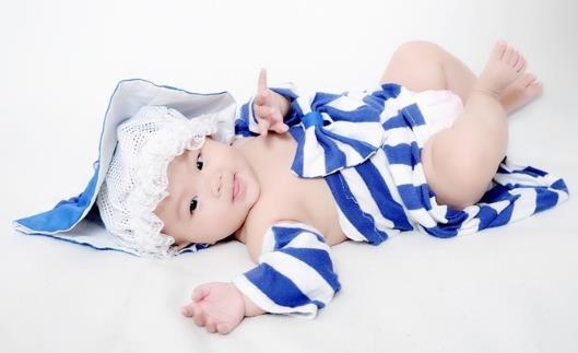 寶寶睡姿會影響擁抱姿勢?