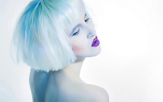 大油田容易暈妝?教你如何保持妝容持久