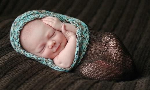 羊水過少怎么辦？羊水對胎兒的影響