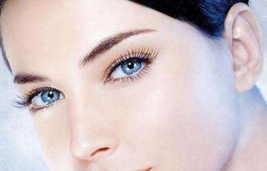 自制眼膜打造水潤雙眼!