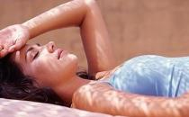 為什么會脫發(fā)？黃瓜汁防脫發(fā)