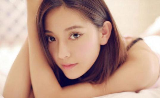 麻花辮DIY的方法：小辮子也能盤發(fā)！