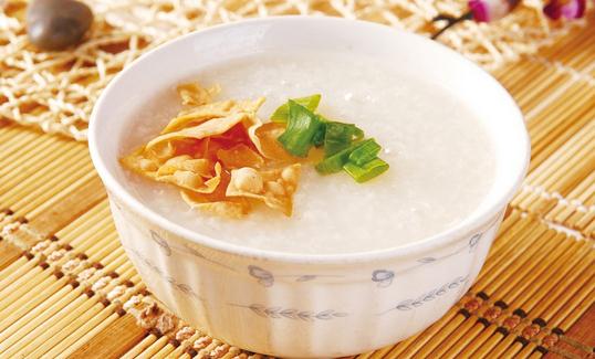 腸胃不適怎么辦？多喝粥調(diào)理