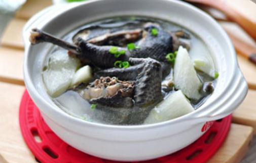 烏骨雞是婦科圣藥?烏骨雞的營養價值