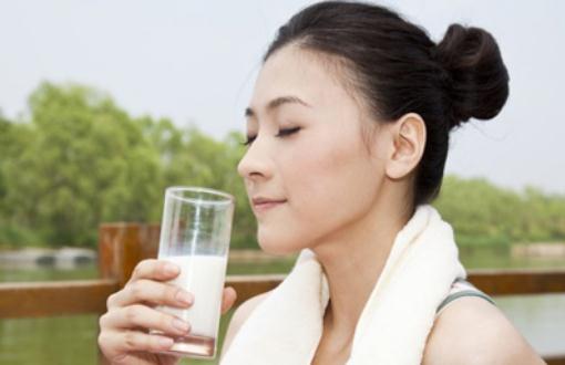 吃什么食物能減肥還能補鈣?