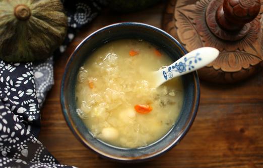 吃銀耳有什么好處?銀耳怎么挑選?