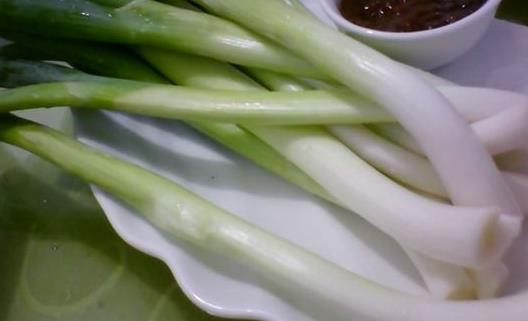 吃蔥能壯陽防癌 什么食物不宜和蔥一起吃