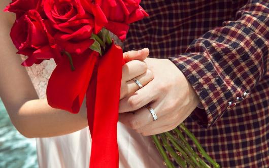 男女有什么區(qū)別?喝酒后男人覺(jué)得女人丑