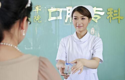 口腔、咽喉燒燙傷患者正確處理方式