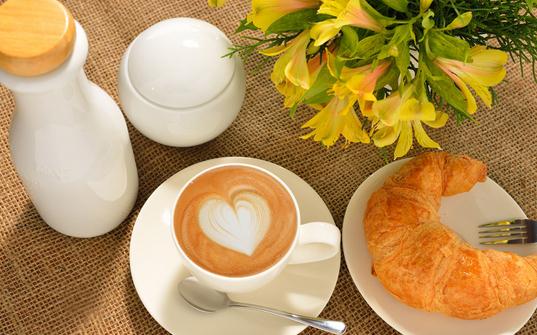 秋季營養早餐:清粥加小菜