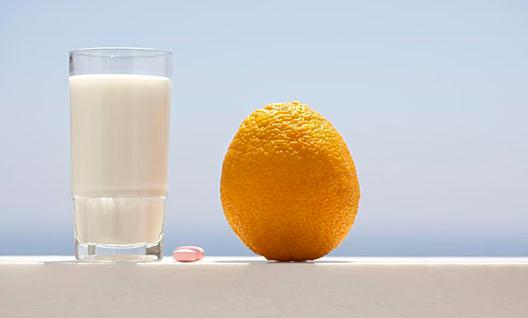怎么喝牛奶營養?喝奶別光追求速度