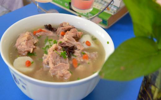 營養過剩對孕婦有什么危害？