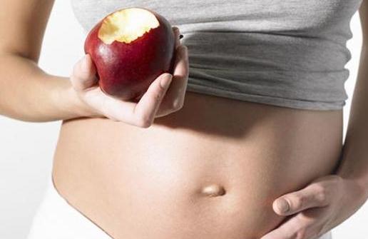 孕婦腹脹怎么辦？吃點芝麻肉蛋卷