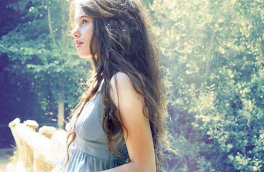 簡單豐胸小技巧:做擴胸運動