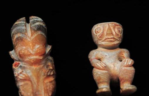 北京展出疑似“遠古外星人”雕刻遺物