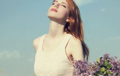 能讓胸部挺起來的幾個穴位