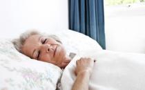 老人脾氣暴躁要補充4種營養素