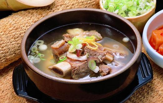 關(guān)節(jié)炎如何預(yù)防？4款藥膳方治療關(guān)節(jié)炎