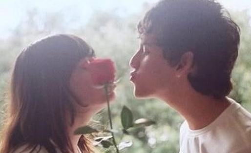 女人的什么舉動(dòng)表明她喜歡你?