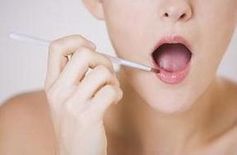 嘴唇長斑是何原因 唇部斑點不容忽視