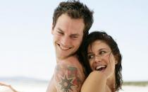 女人怎么主動(dòng)求歡？浴后素顏更性感