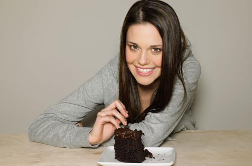 吃什么能美白牙齒?糖類食品要遠離