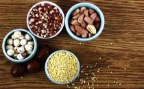 飲食調整好輕松改善便秘