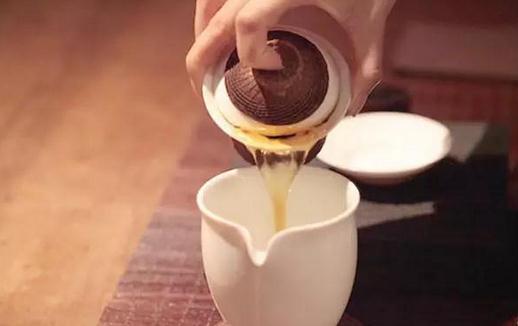 泡茶有什么誤區？沏茶宜用陶瓷壺