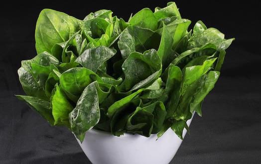 菠菜含鐵高？營養(yǎng)師稱這是個誤區(qū)