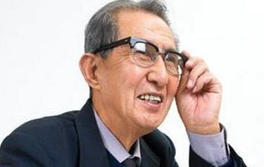 老人多眨眼可以預防老花眼