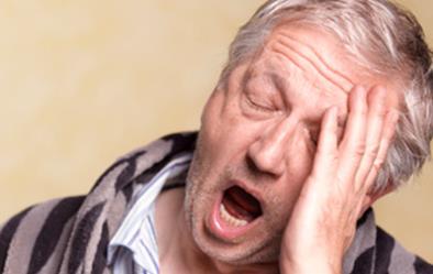 老人總打打哈欠可不是好事