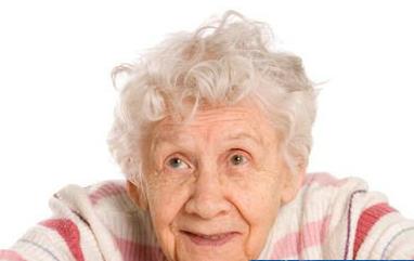 老人吃飯多咀嚼能預(yù)防老年癡呆